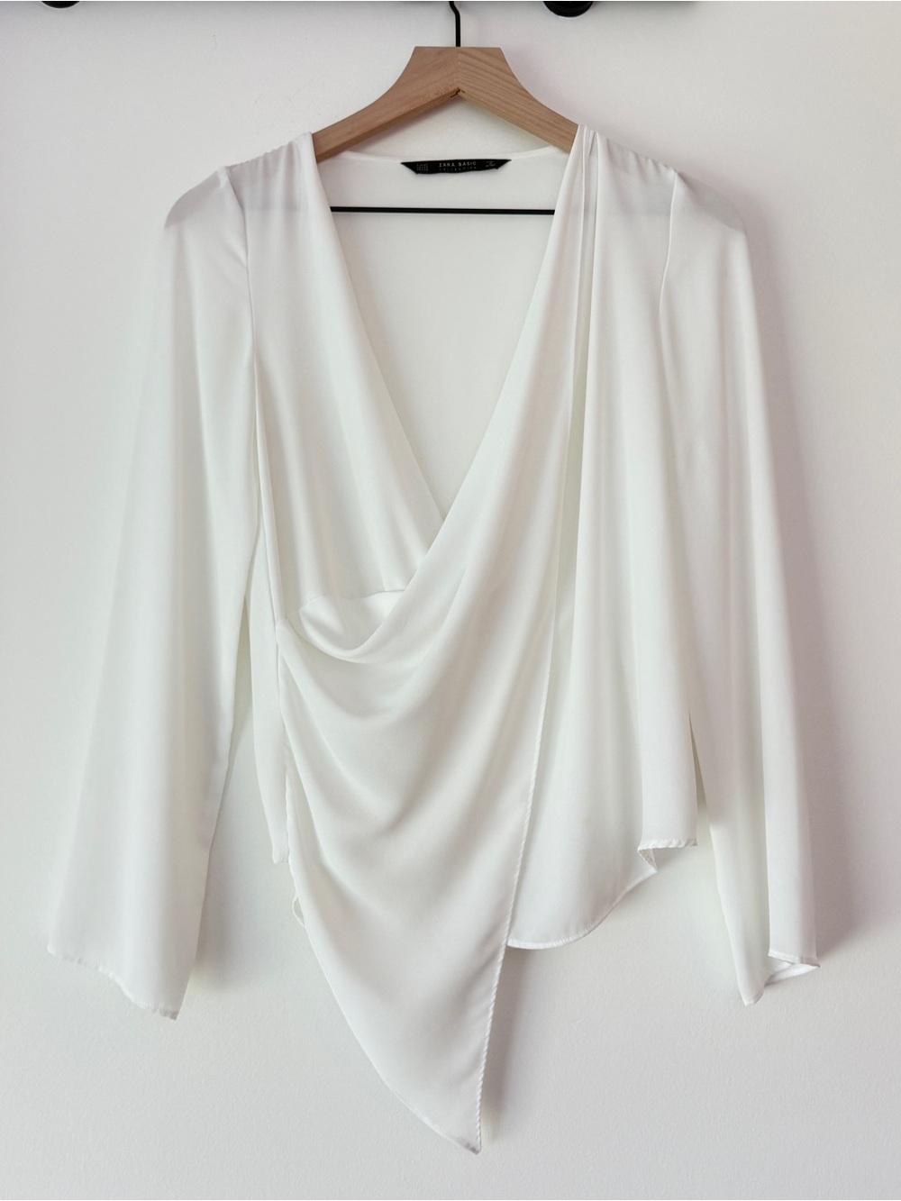 ZARA Asymmetrical Draped V-Neck Long Sleeve Top - White